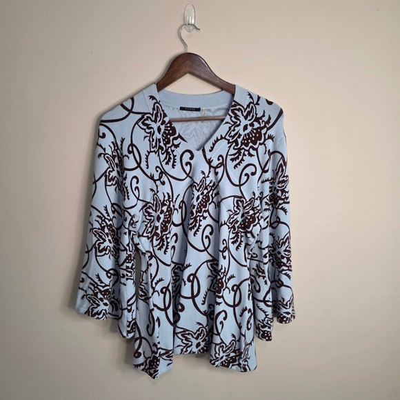 Cyrus Sweaters - Cyrus Sweater Top Women Large Blue Brown Floral Bell‎ Sleeve V-Neck 57804